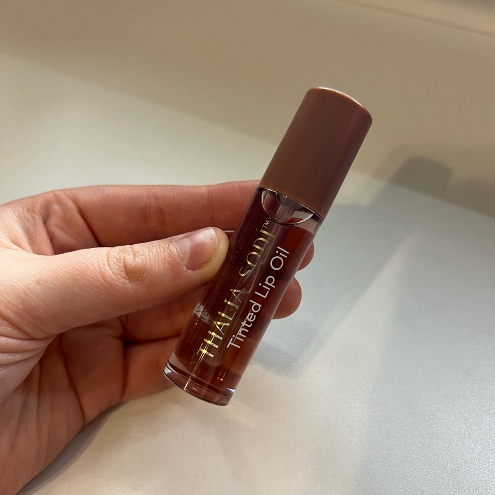 Thalia Sodi Brown Tinted Lip Oil
